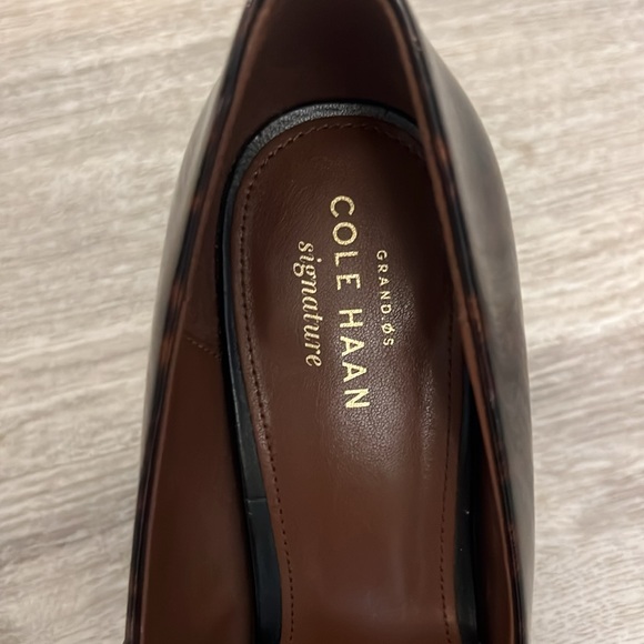 Sassy and classy! Beautiful leopard pumps 3” heels - Picture 4 of 4